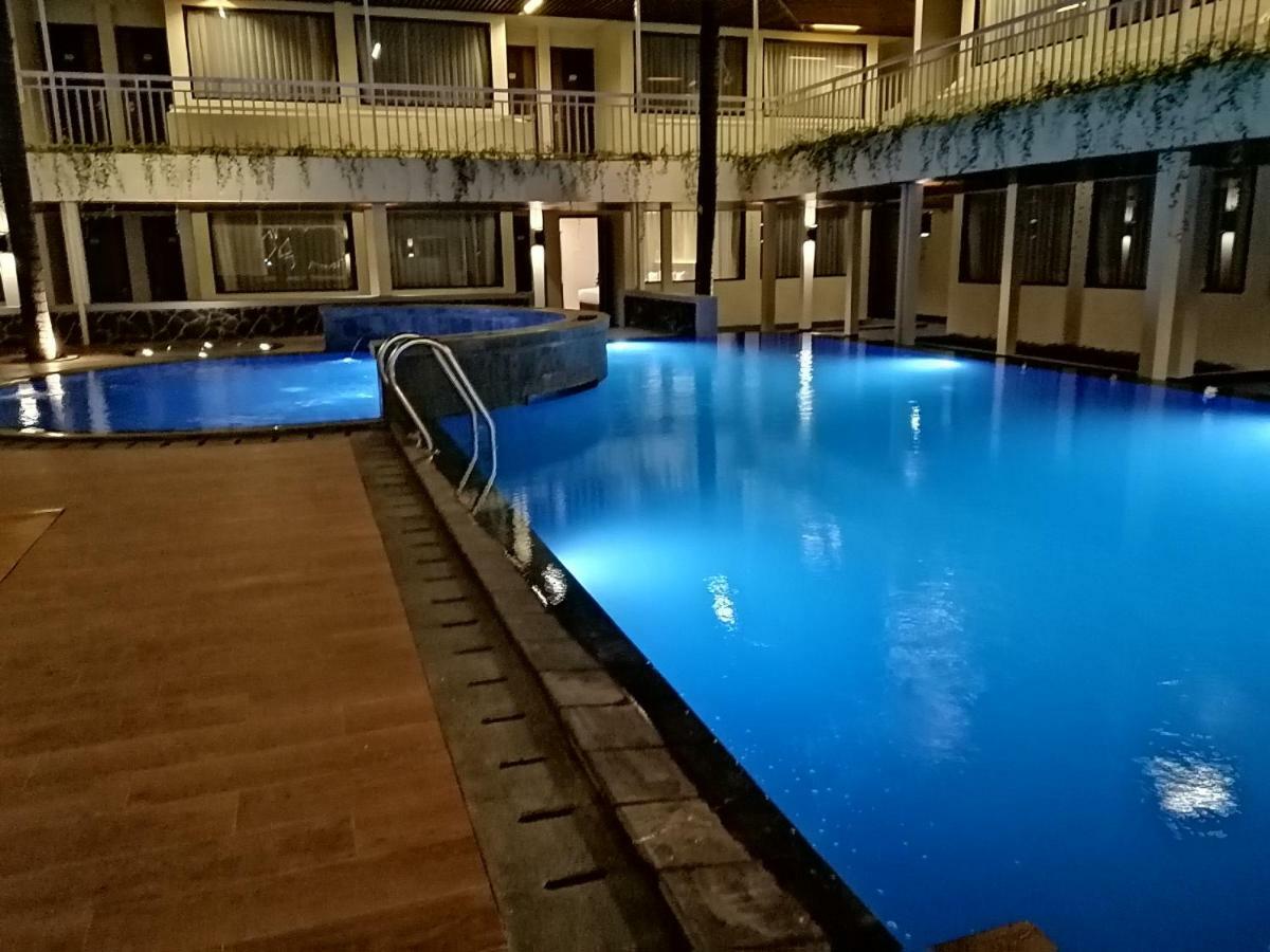 Arkeo Hotel Bandung Extérieur photo